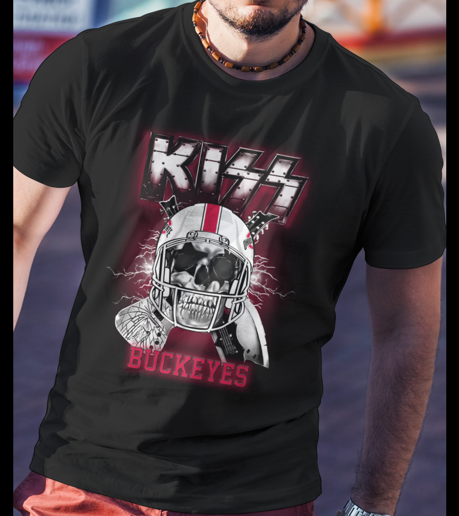 Kiss Buckeyes Football Skull Helmet Ncaa Osb 95 T-Shirt