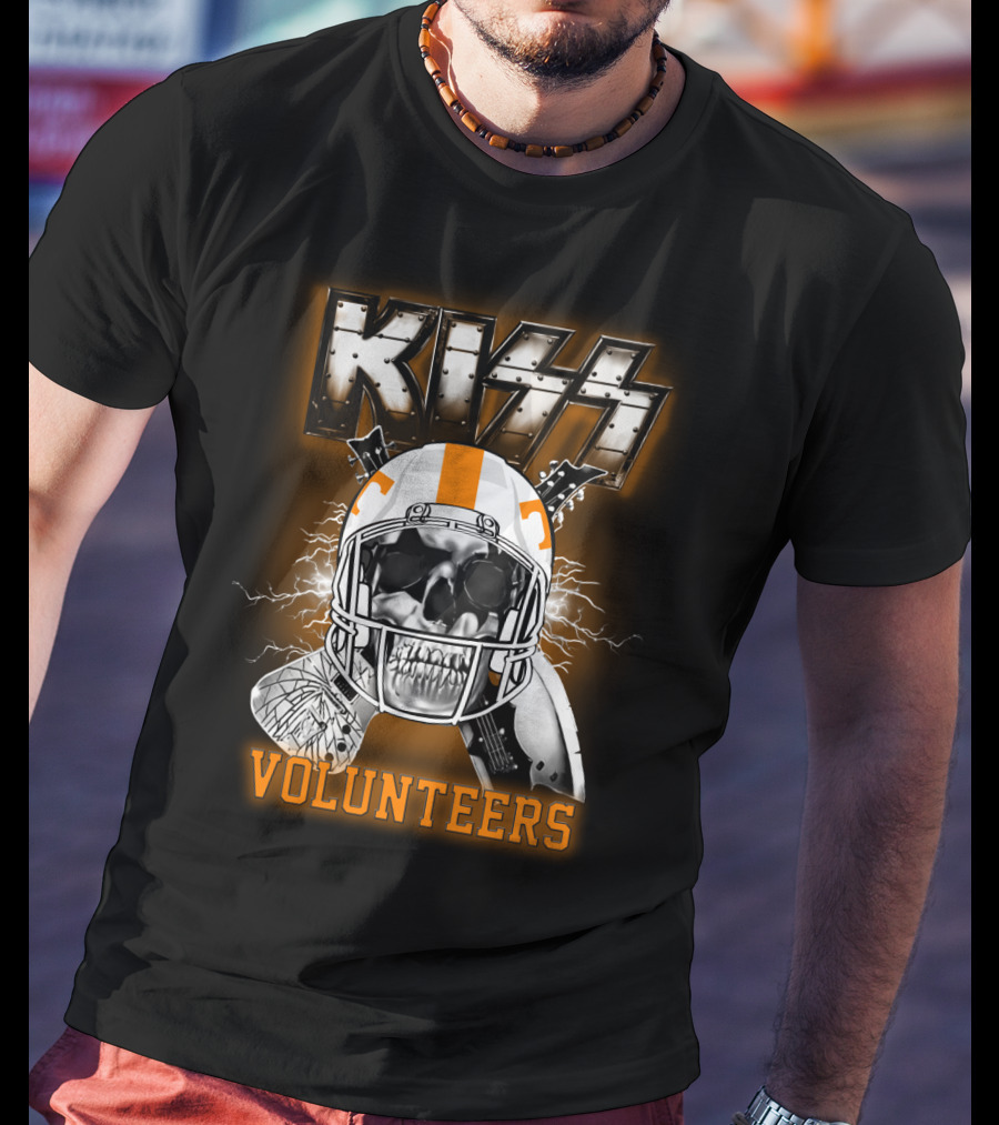 Kiss Volunteers Skull Helmet Ncaa Football Theme T-Shirt