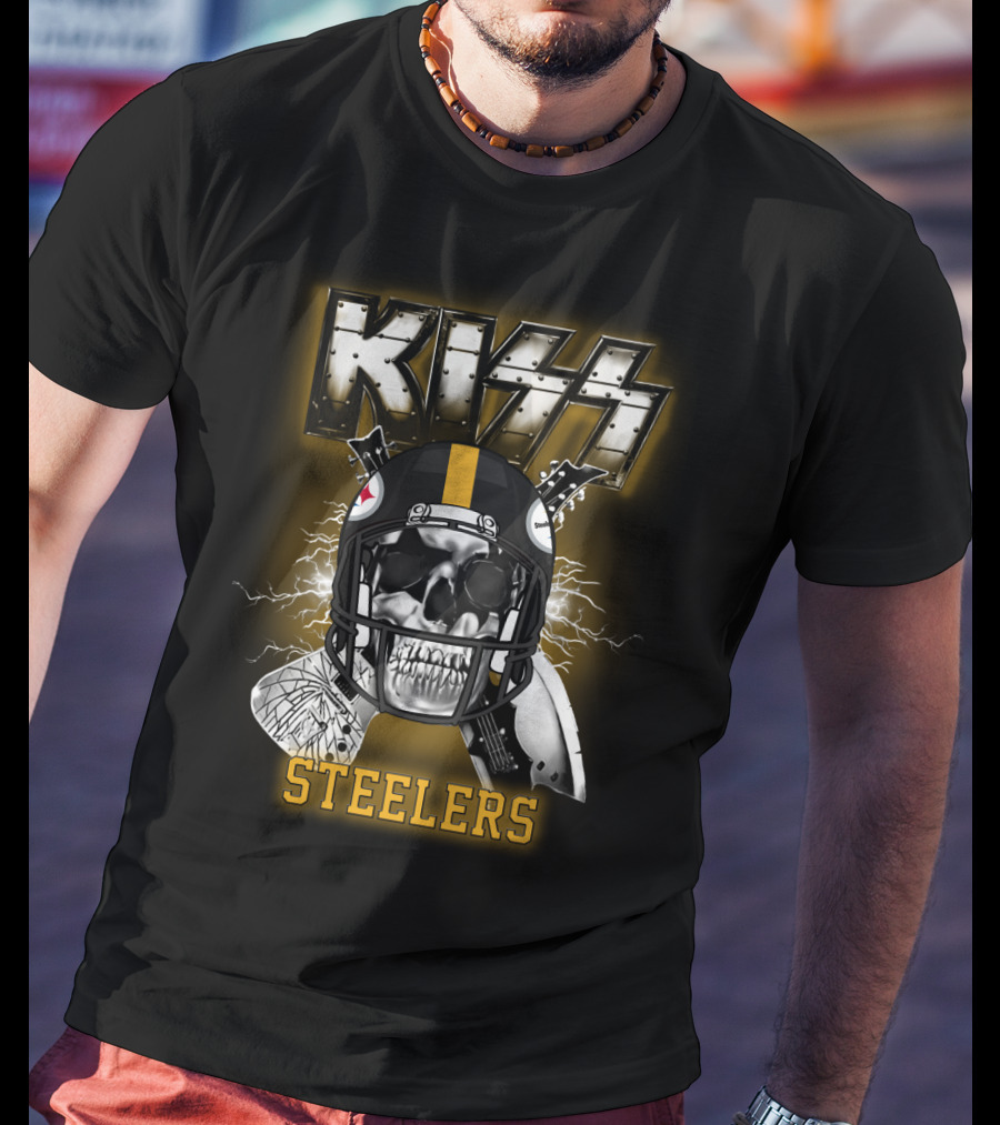 Kiss Steelers Skull Helmet T-Shirt