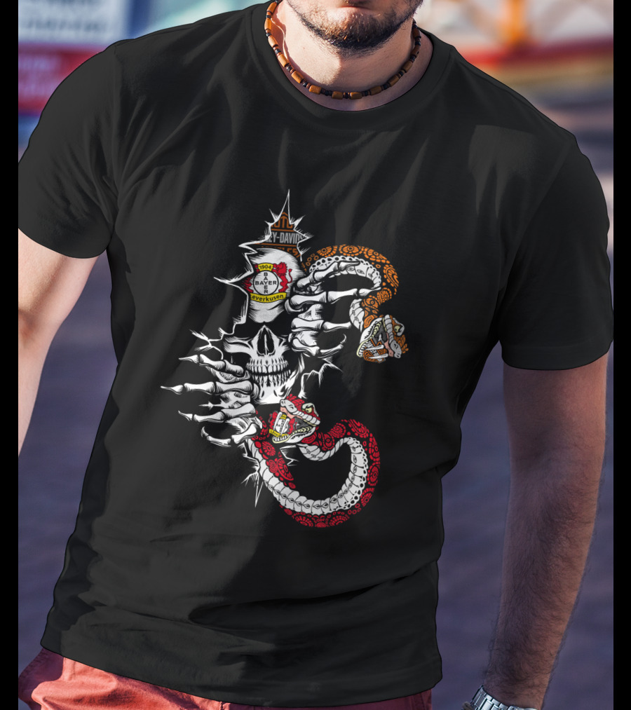 Skull And Snake With Freiburg And Bayern München Elements T-Shirt