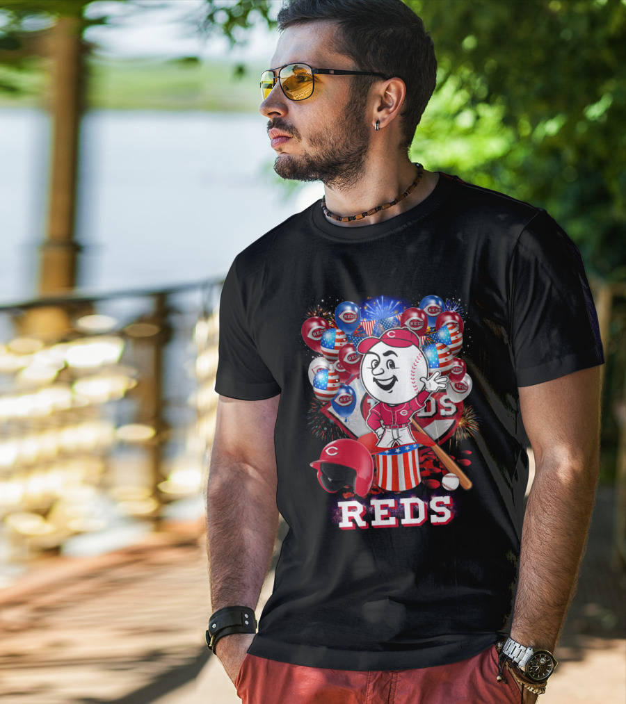 Mlb Cincinnati Reds Baseball Mascot Celebration With Fireworks And Patriotic Details T-Shirt