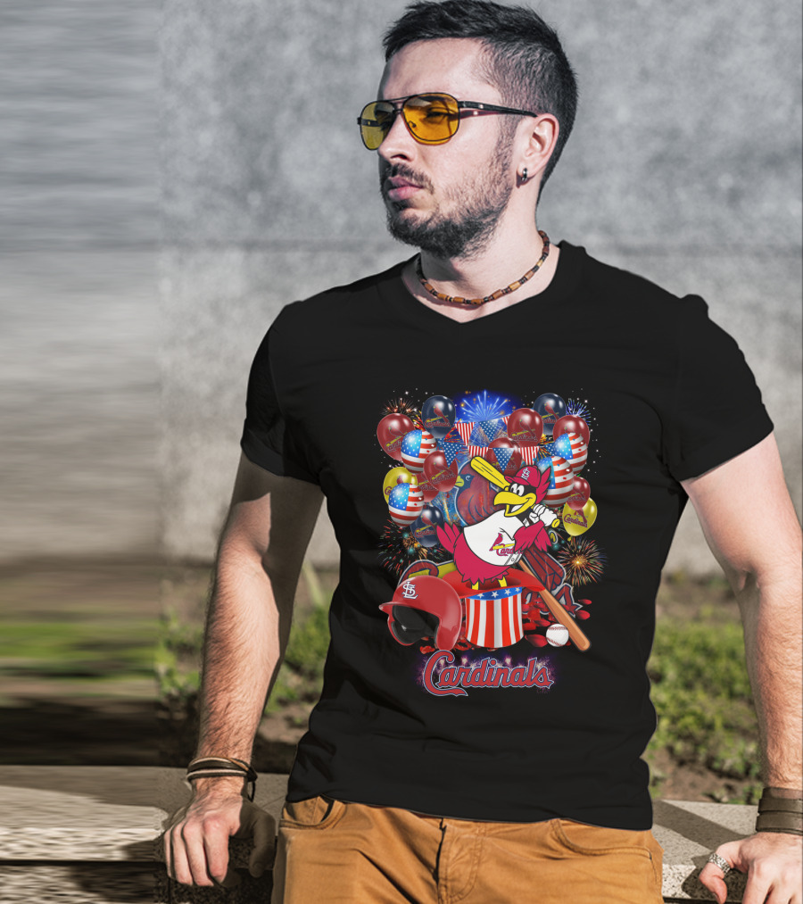St Louis Cardinals Patriotic Fireworks And Balloons T-Shirt