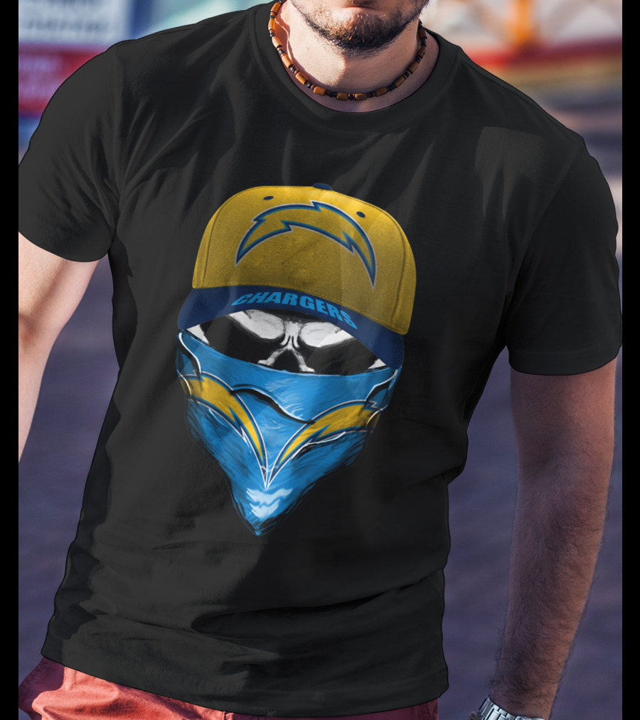 Los Angeles Chargers Skull Hat And Bandana T-Shirt