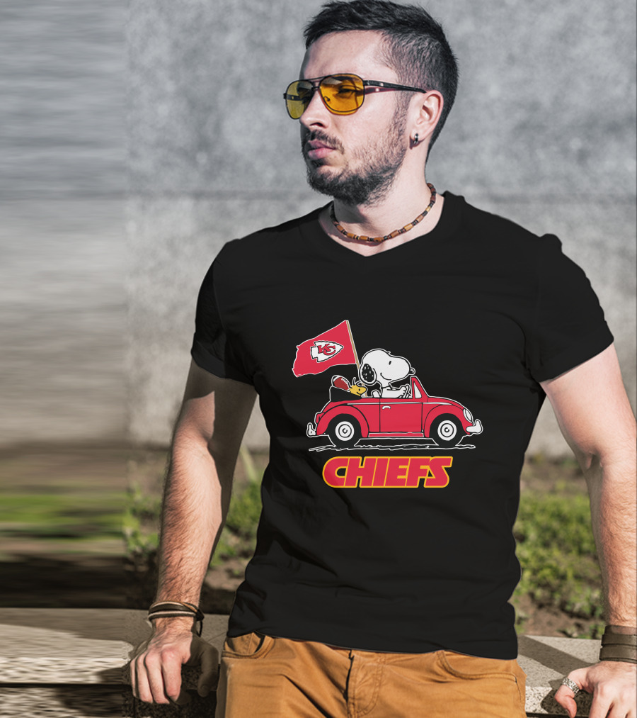Snoopy Kansas City Chiefs Football Fan Car Ride T-Shirt