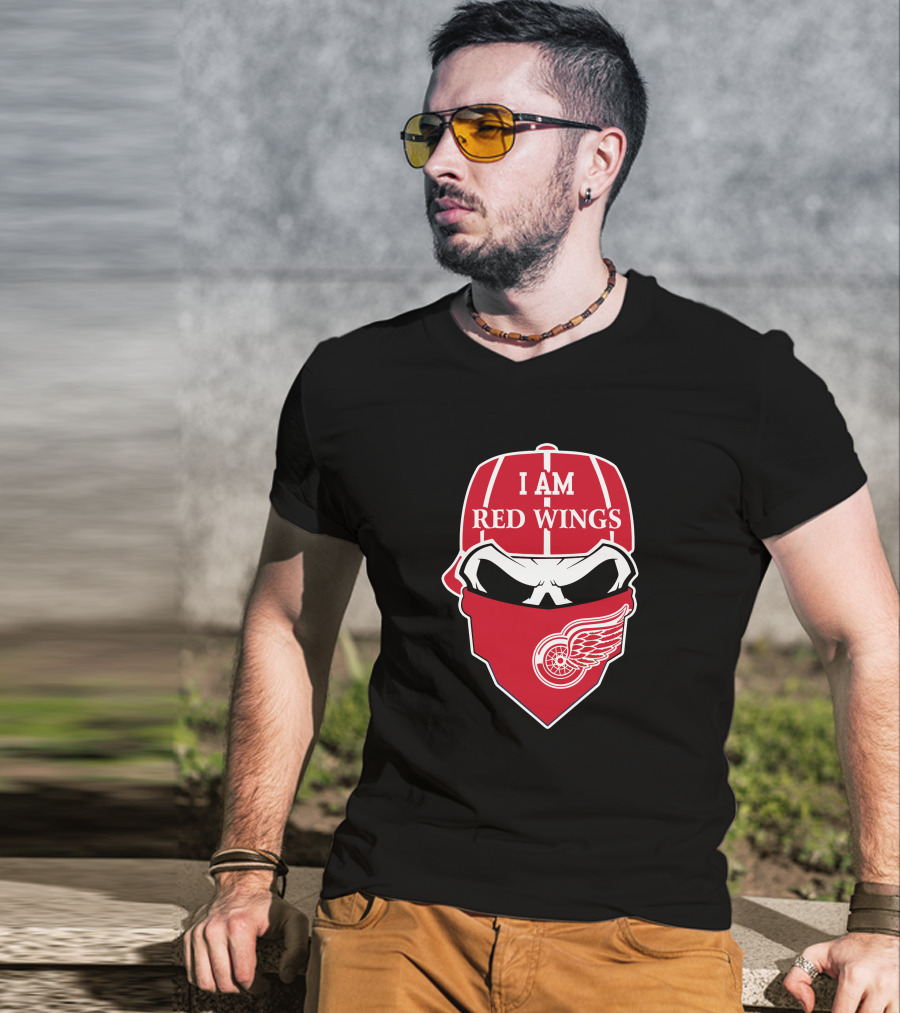 I Am Red Wings Skull Logo Detroit Sports Fan T-Shirt