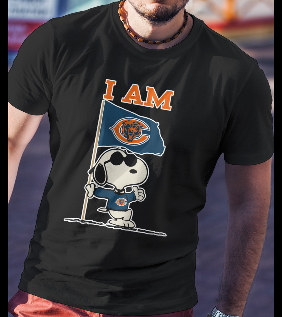 I Am Chicago Bears Snoopy T-Shirt