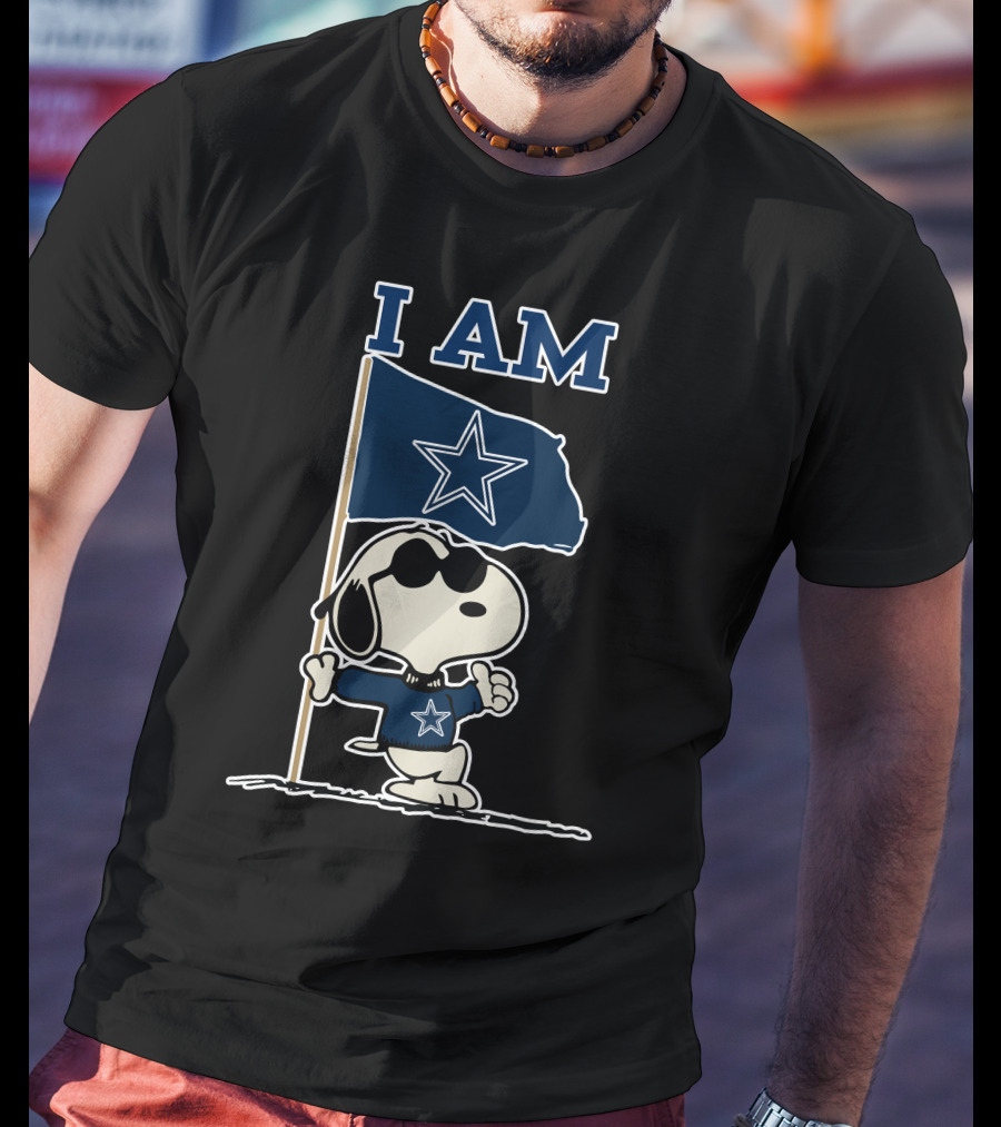 Dallas Cowboys Snoopy I Am Football Fan T-Shirt