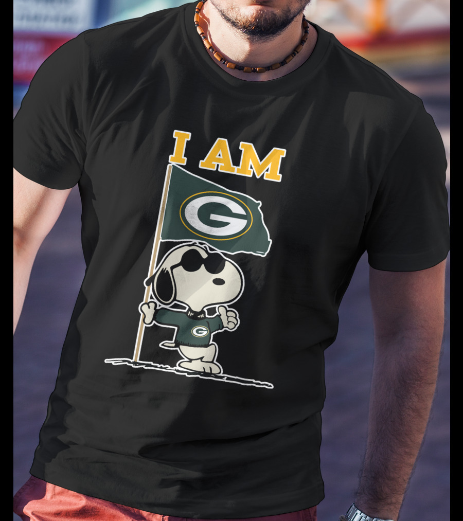 Snoopy Green Bay Packers Flag I Am T-Shirt