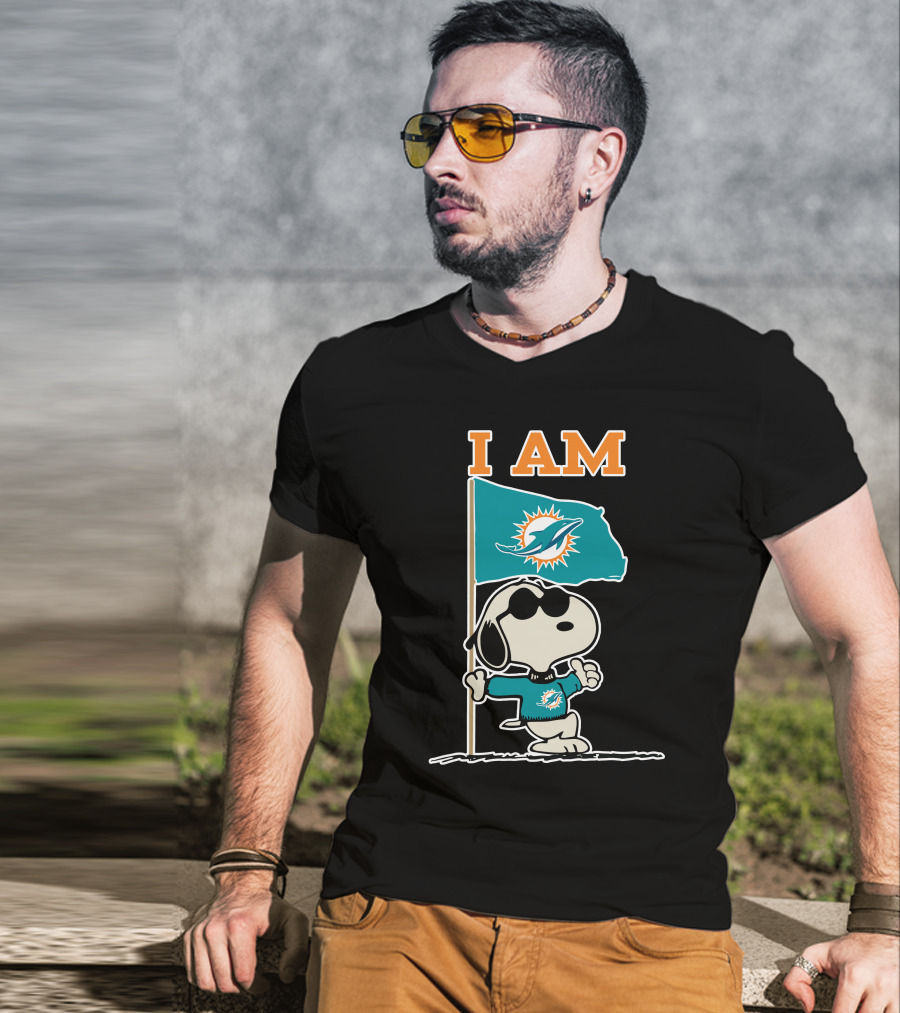 I Am Miami Dolphins Snoopy Flag T-Shirt