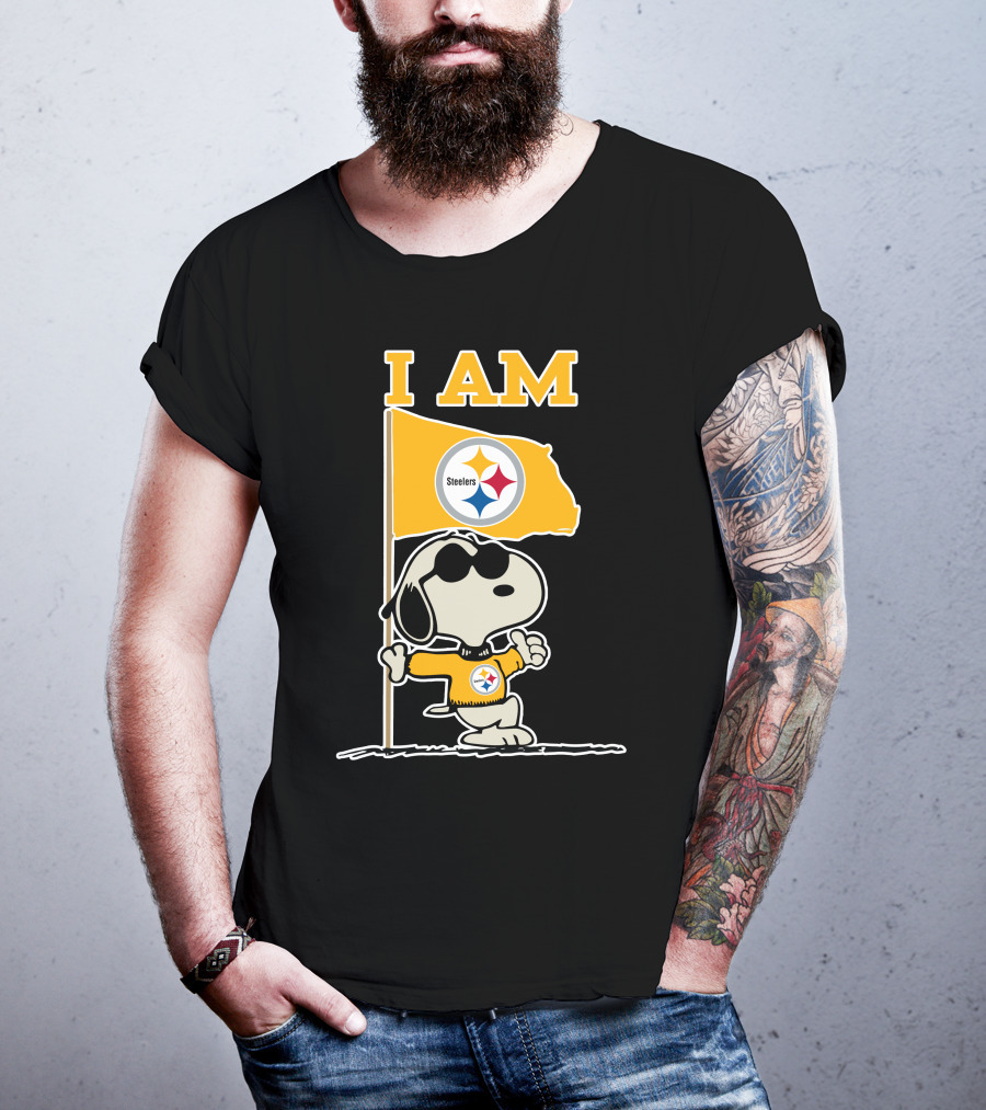 I Am Pittsburgh Steelers Snoopy Flag T-Shirt