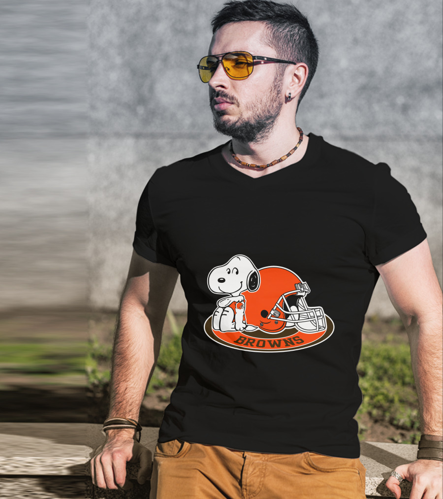 Snoopy Cleveland Browns Helmet Browns T-Shirt