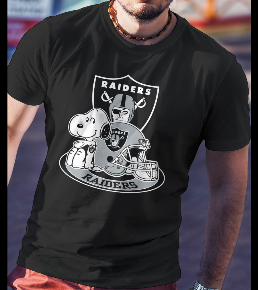 Las Vegas Raiders Snoopy Helmet And Shield T-Shirt