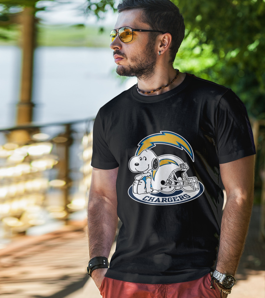 Los Angeles Chargers Snoopy Helmet Clipart 2 T-Shirt