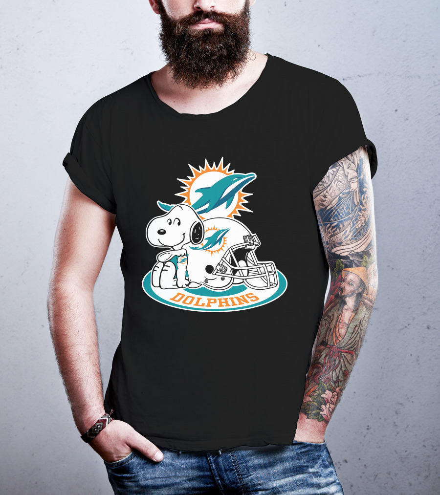 Miami Dolphins Snoopy Helmet Logo With Peanuts Character T-Shirt