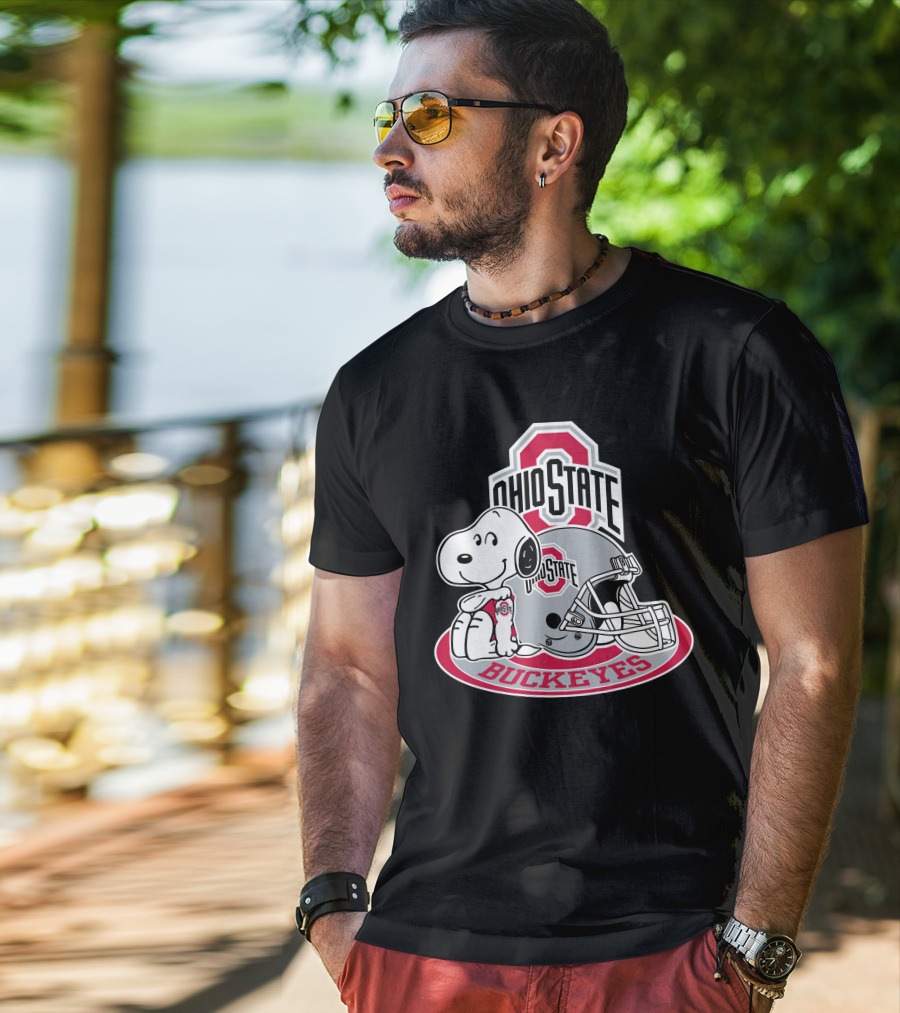 Ohio State Buckeyes Snoopy With Logo And Helmet T-Shirt