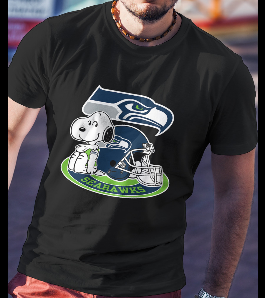 Snoopy Seattle Seahawks Helmet T-Shirt