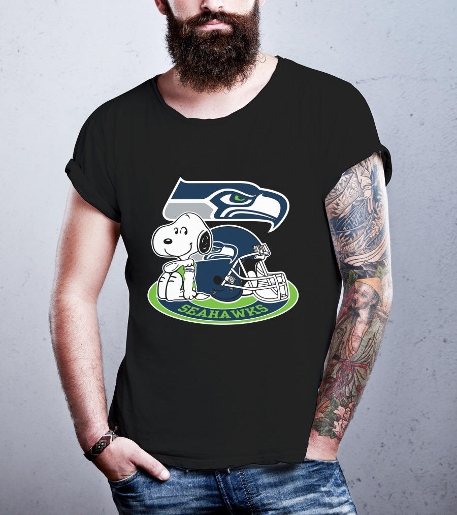 Snoopy Seattle Seahawks Helmet T-Shirt