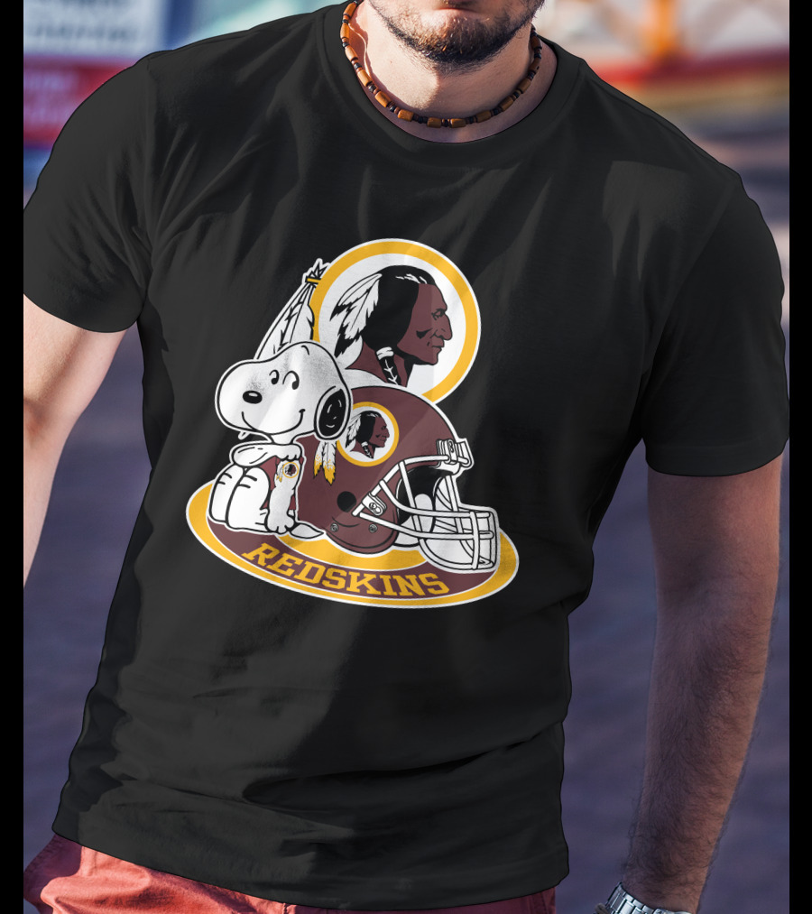Washington Redskins Snoopy Football Helmet T-Shirt