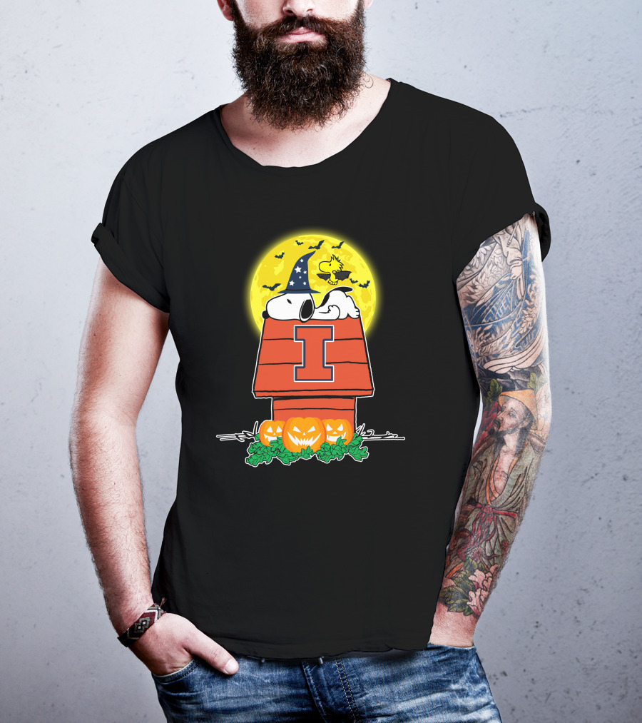 Illinois Fighting Illini Snoopy Woodstock Halloween Pumpkins Moon T-Shirt