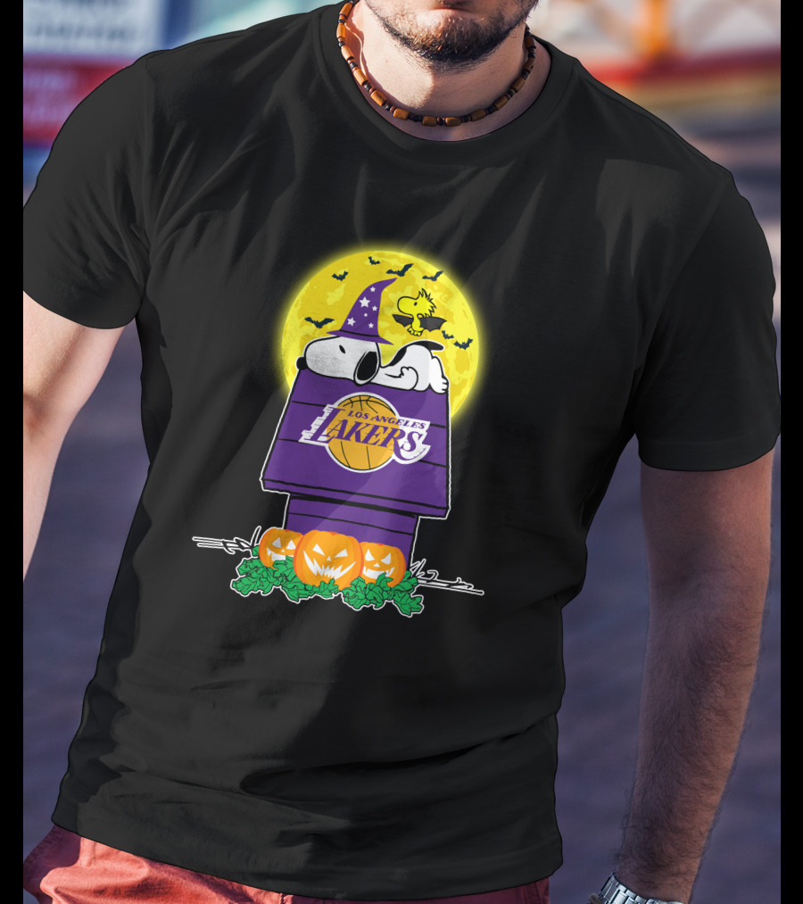 Los Angeles Lakers Snoopy Halloween Pumpkin Moon Bats T-Shirt