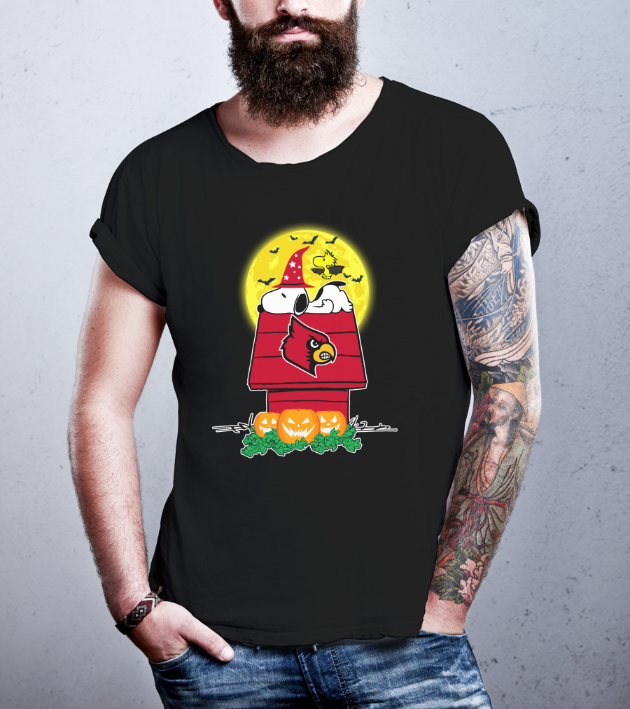 Louisville Cardinals Snoopy Woodstock Halloween Pumpkins Moon T-Shirt