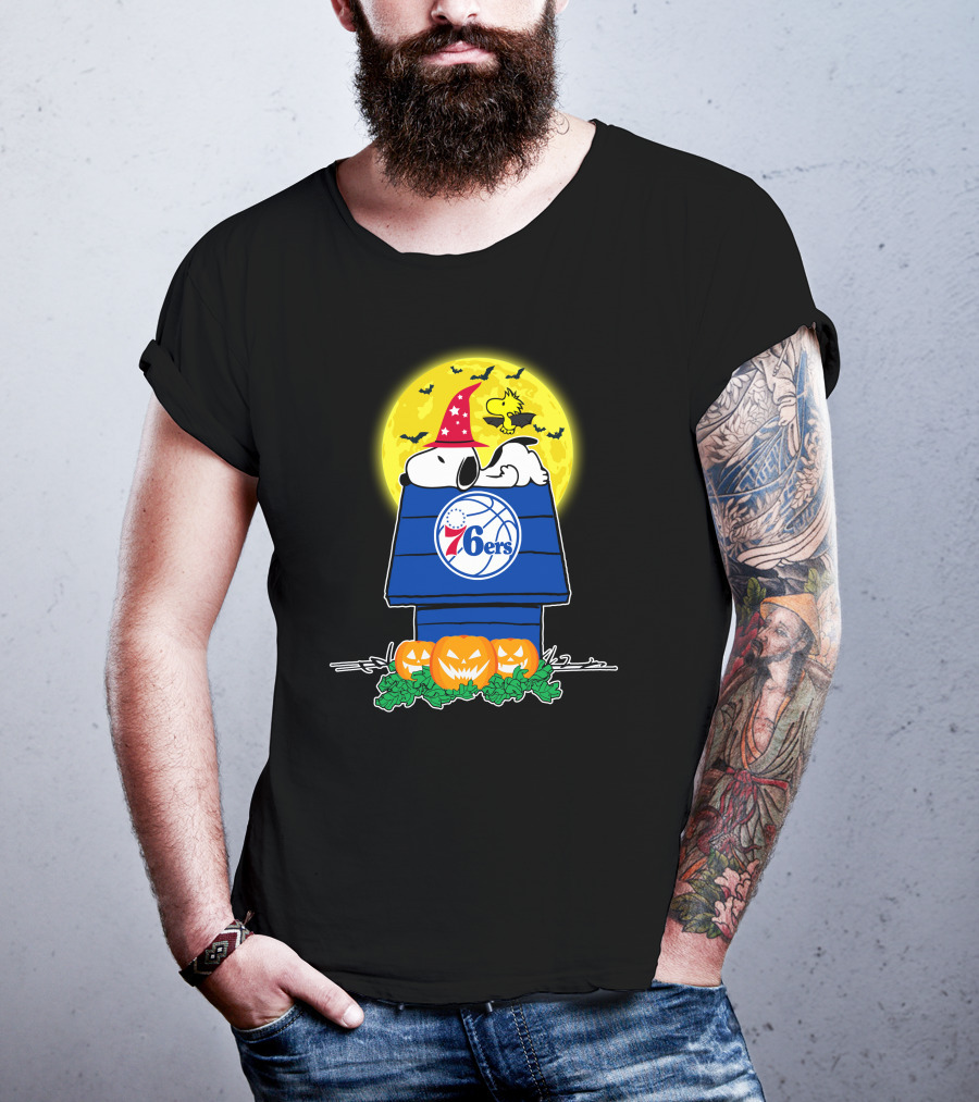 Philadelphia 76ers Snoopy Halloween Moon Pumpkins Bats Woodstock T-Shirt
