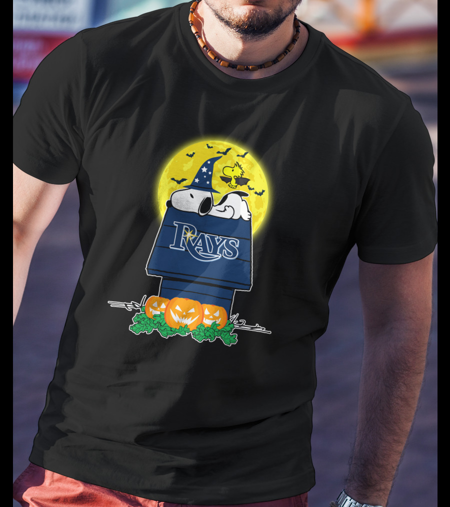 Tampa Bay Rays Snoopy Halloween Moon Pumpkins Woodstocks T-Shirt