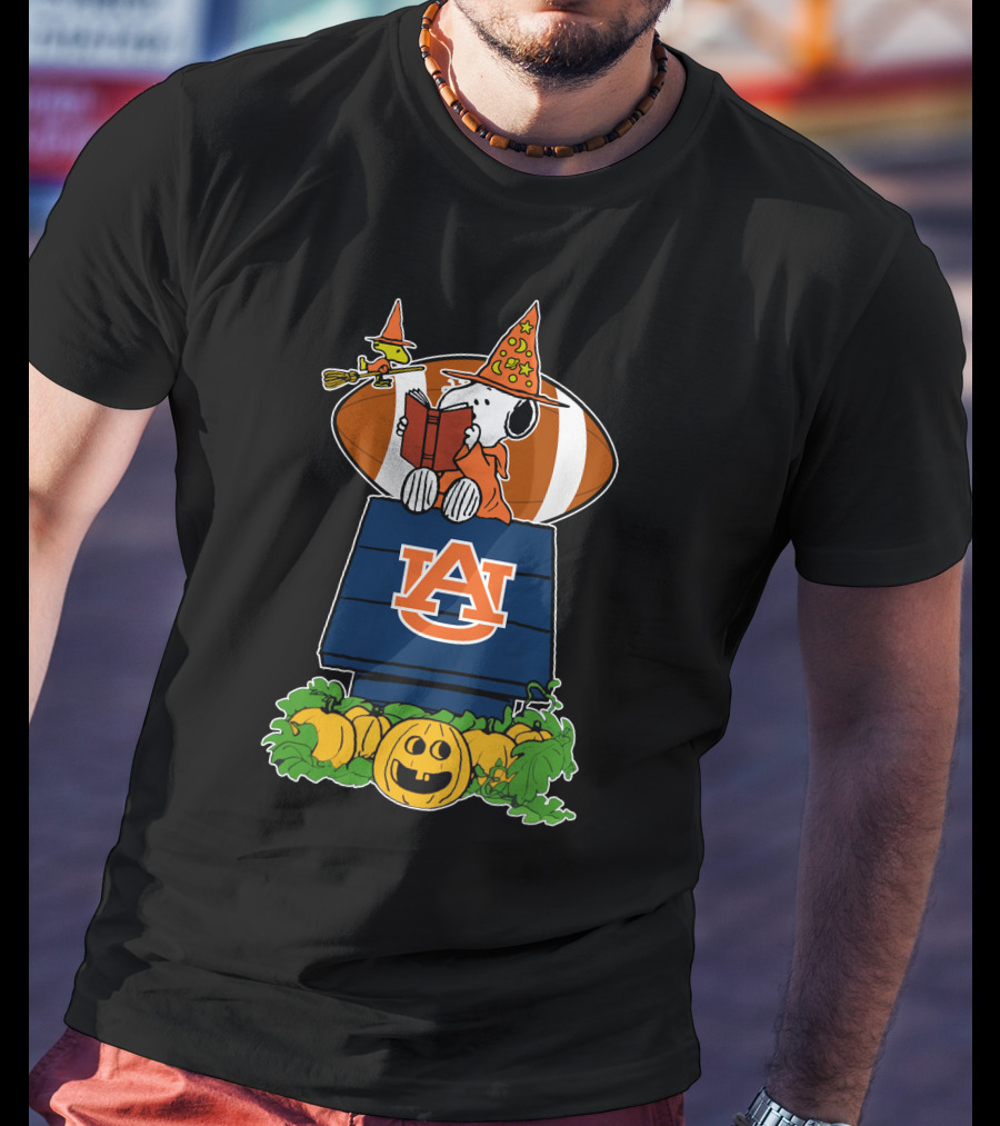 Auburn Tigers Snoopy Halloween Football Woodstock Pumpkin House T-Shirt