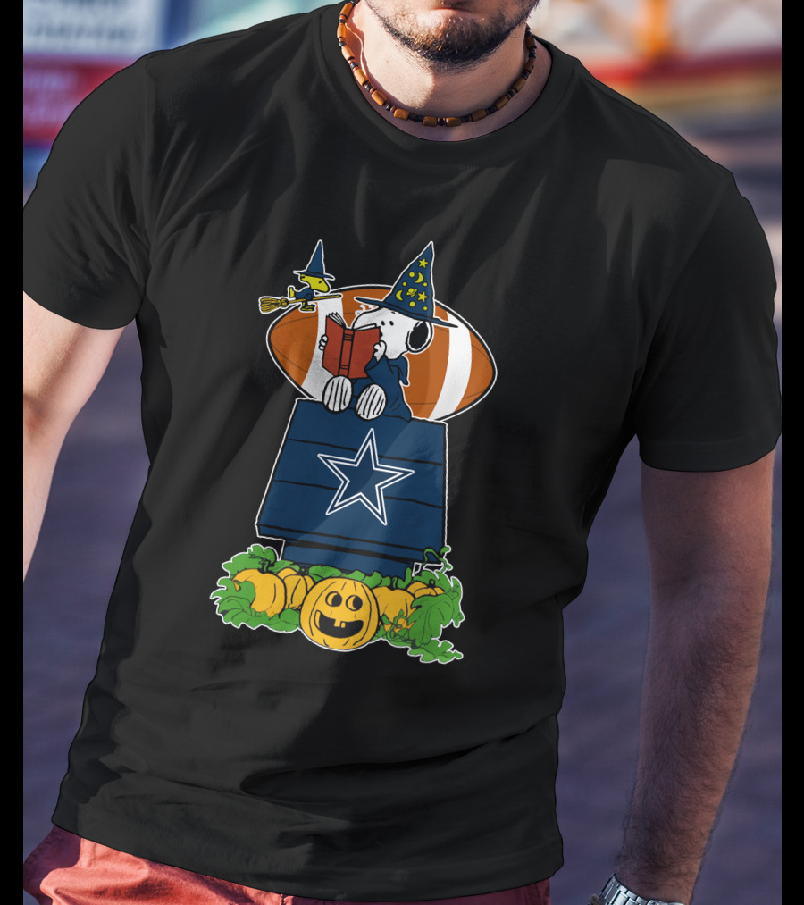 Dallas Cowboys Snoopy Halloween Pumpkin Peanuts Football T-Shirt
