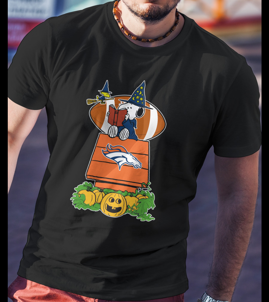 Denver Broncos Snoopy Halloween Football Wizard Pumpkin Scene T-Shirt