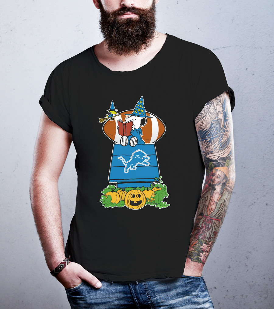 Detroit Lions Snoopy Halloween Peanuts Football Pumpkin House T-Shirt