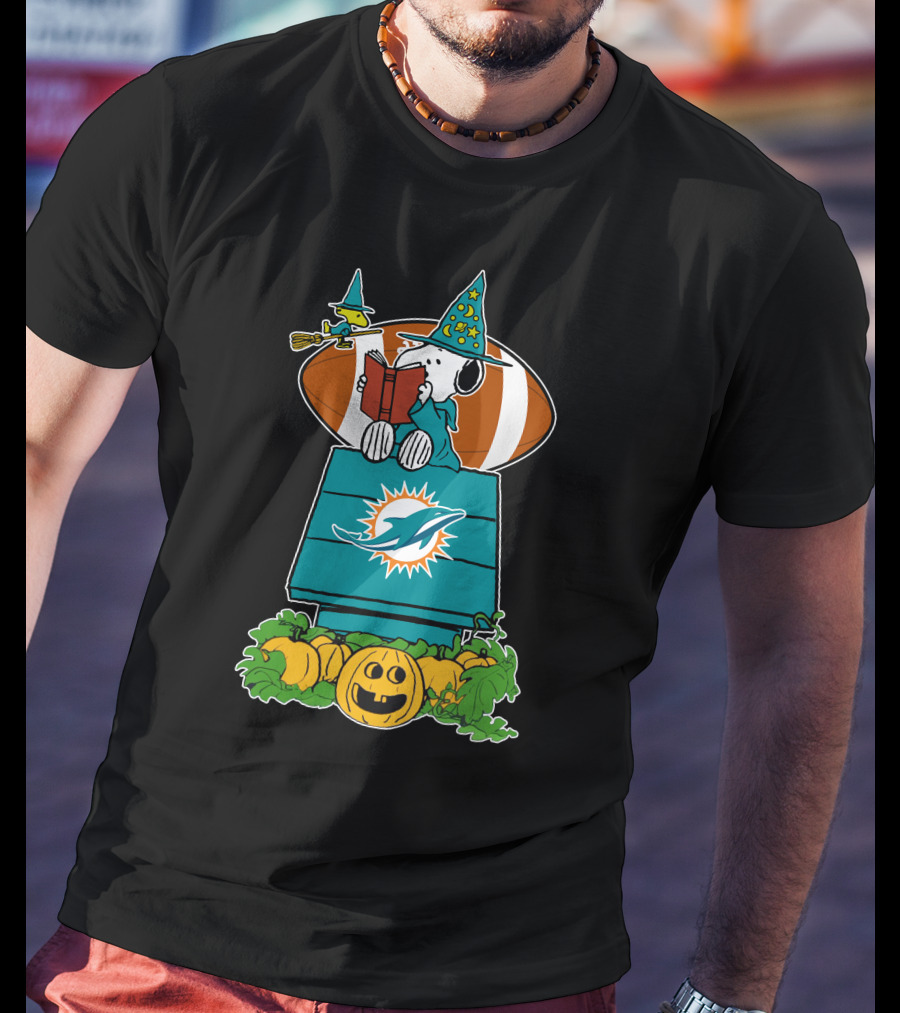 Miami Dolphins Snoopy Halloween Witch Pumpkin Football T-Shirt