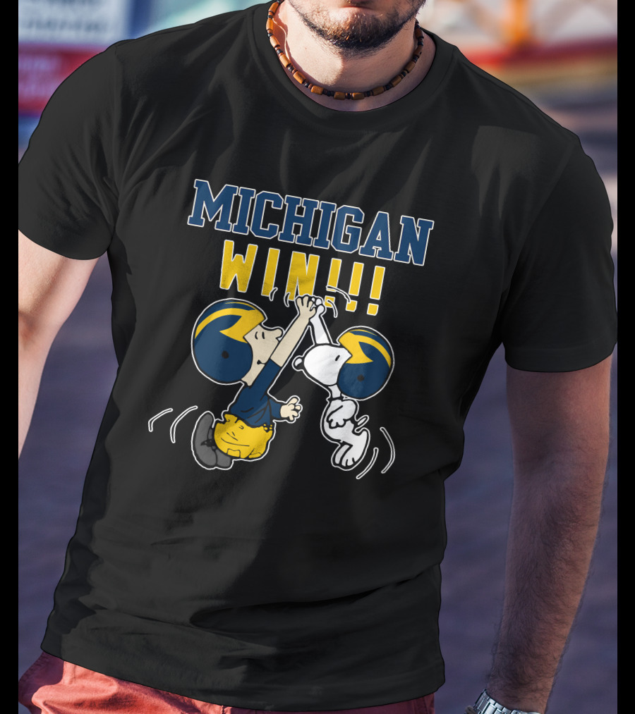 Michigan Win Snoopy High Five Celebration With Wolverine Helmets T-Shirt
