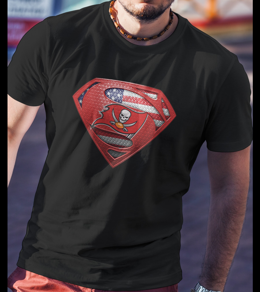 Tampa Bay Buccaneers Superman Logo With American Flag T-Shirt