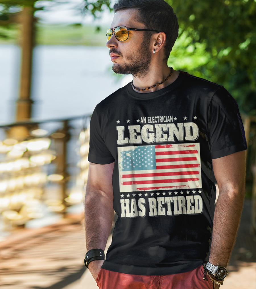An Electrician Legend Has Retired American Flag T-Shirt