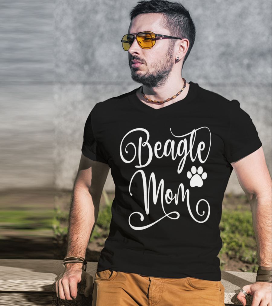 Beagle Mom Dog Lover White Script Paw Prints T-Shirt