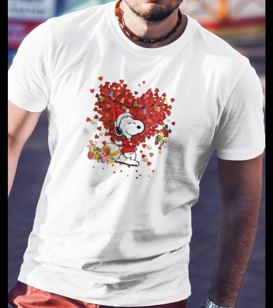 Snoopy Christmas Love Netball Heart T-Shirt