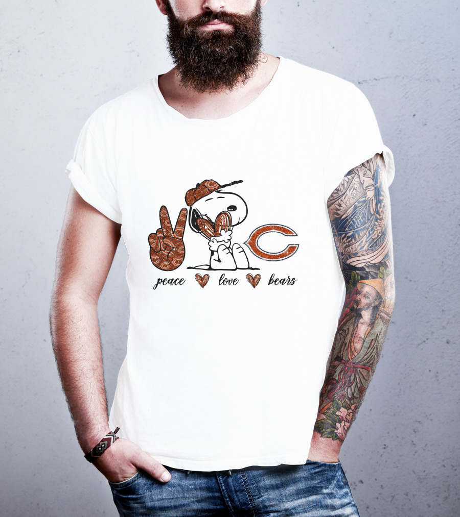 Peace Love Snoopy Chicago Bears T-Shirt