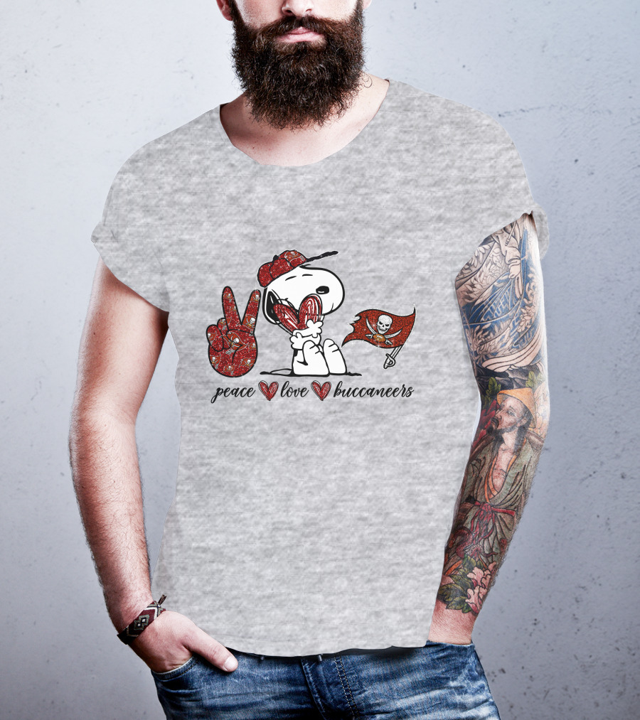 Peace Love Buccaneers Snoopy Tampa Bay Football Flag T-Shirt