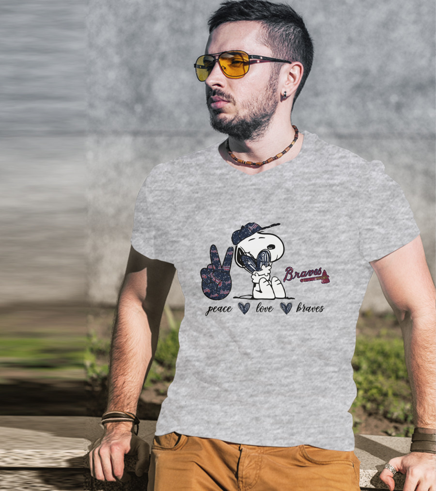 Peace Love Braves Snoopy Fan T-Shirt