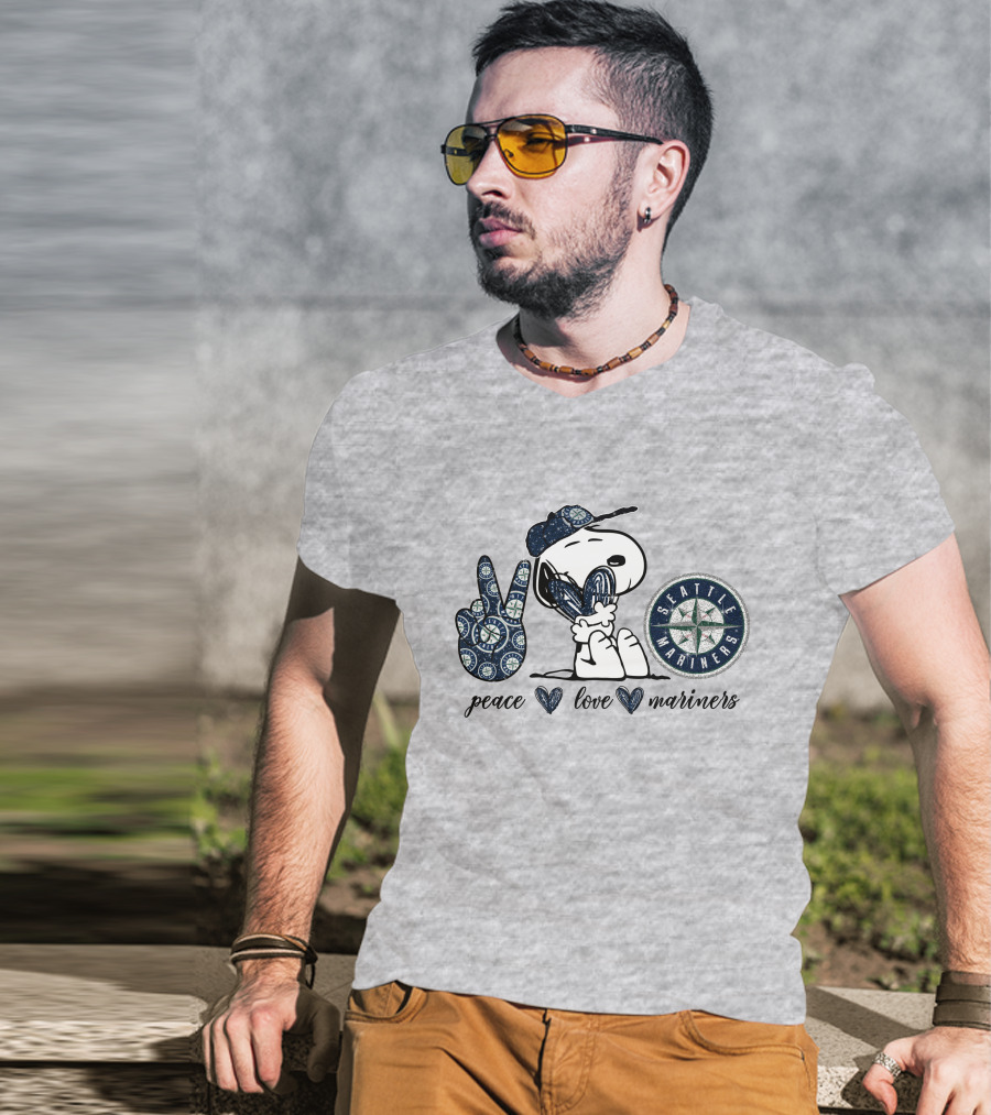 Peace Love Seattle Mariners Snoopy Fan Gear T-Shirt