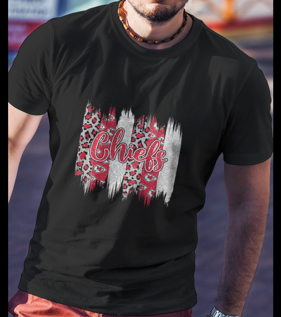 Chiefs Brushstroke Leopard Glitter T-Shirt