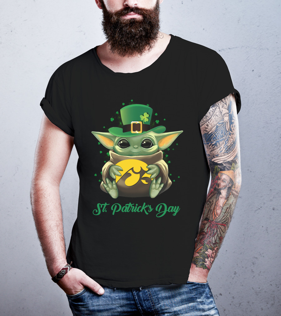 St. Patrick's Day Baby Yoda Iowa Hawkeyes T-Shirt