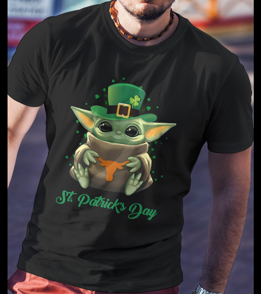 Texas Longhorns Baby Yoda St. Patrick's Day T-Shirt