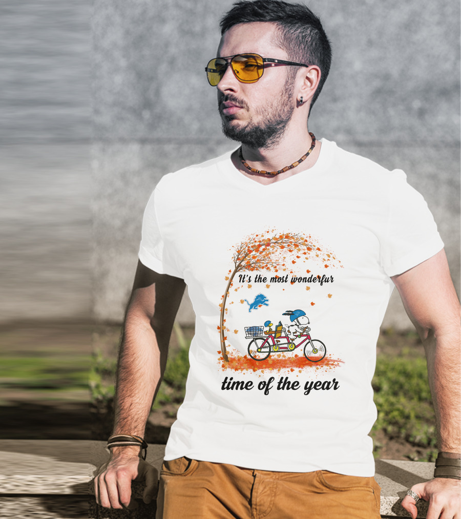 Detroit Lions It's The Most Wonderful Time Of The Year Autumn Snoopy Riding Bicycle T-Shirt