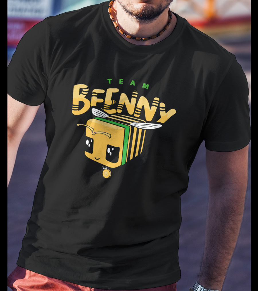 TEAM BEENNY Cute Bumblebee Cube Character T-Shirt