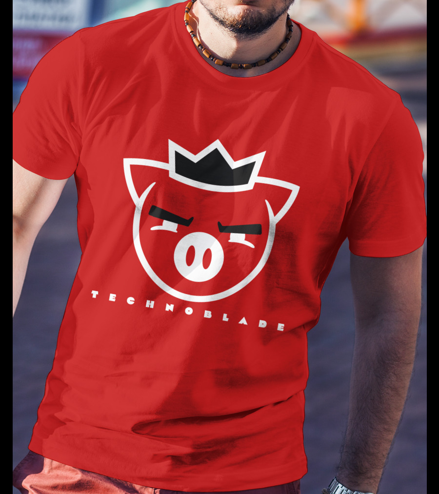 TECHNOBLADE Pig Crown T-Shirt