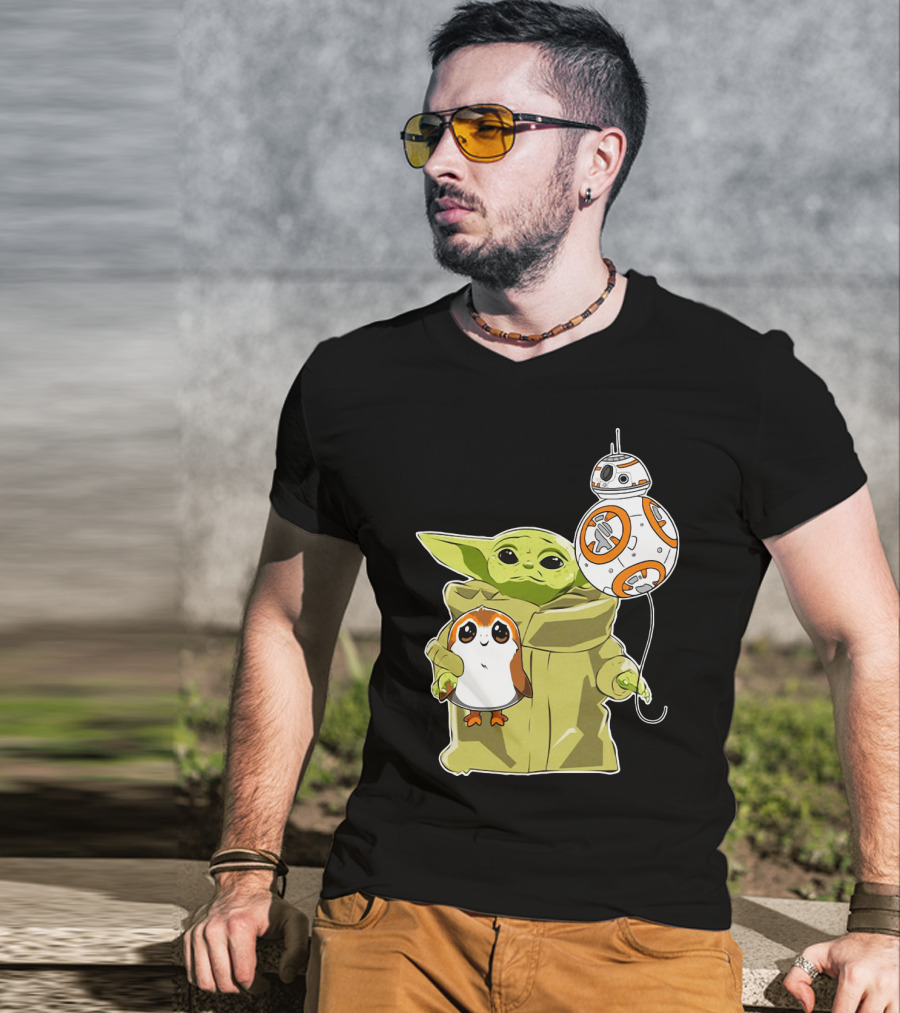 Baby Yoda Hug Sad Porg With BB-8 Balloon T-Shirt