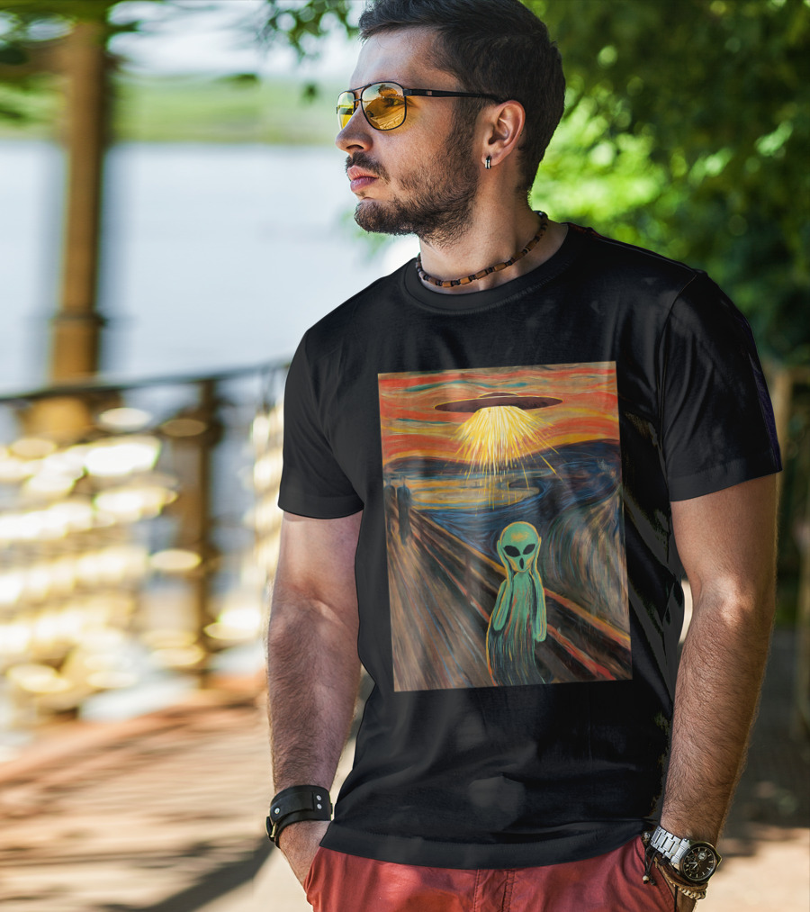 Alien Scream Munch UFO Painting T-Shirt