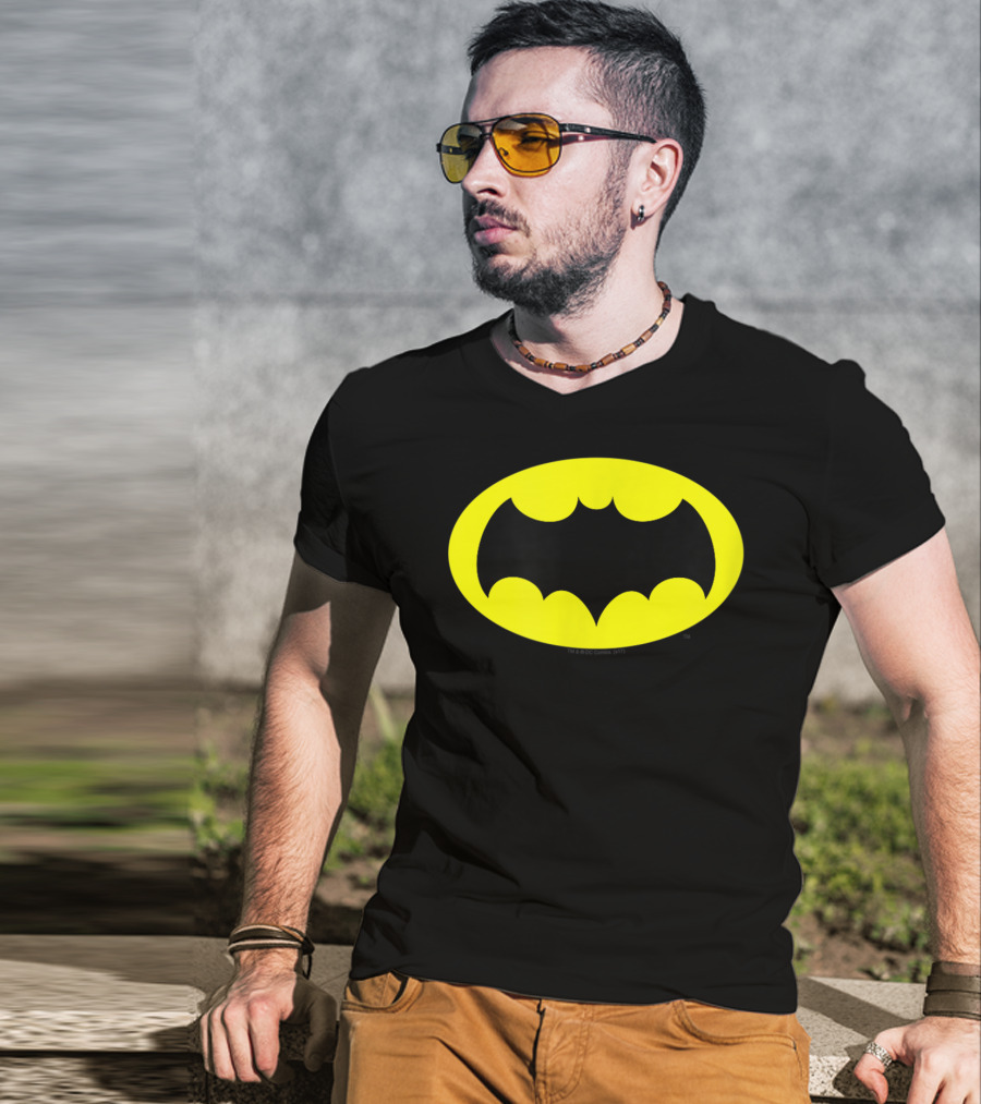 Batman Classic TV Series Logo Icon Chest T-Shirt